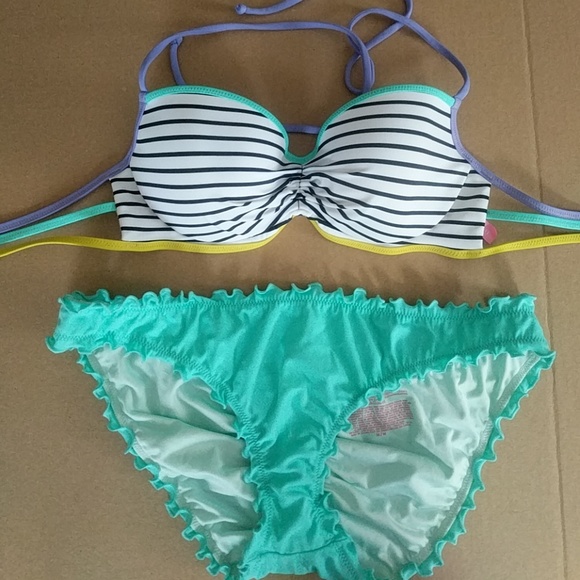 Victorias Secret Top - Picture 1 of 2